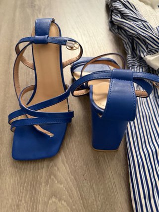 Vestido Pedro del Hierro Talla S y regalo sandalia