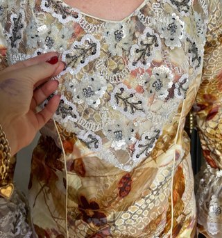 Traje FlamencaTalla 38-40 lentejuelas y perlas
