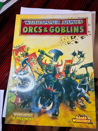 Warhammer Orcos y Goblins Libro Antiguo