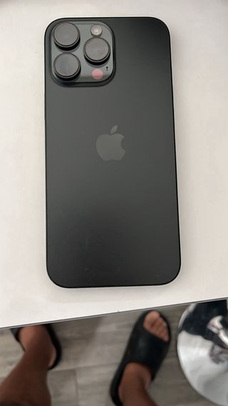 iPhone 16 Pro Max