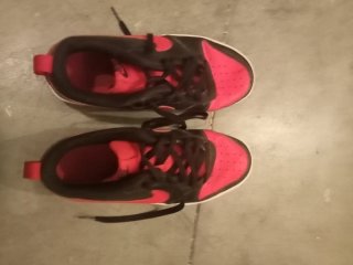 Deportivas Nike Negras y Rojas
