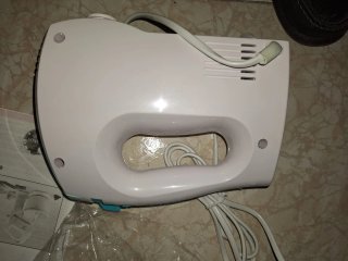 Batidora amasadora blanca