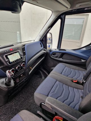 Iveco Daily 2021 3.0 180cv