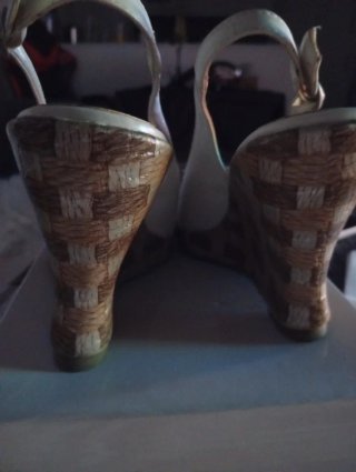Cuñas blancas de tiras SOLO VENTA EN PERSONA