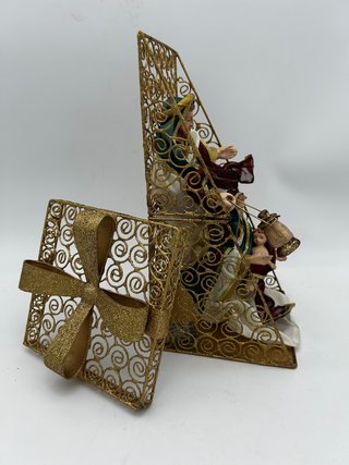 Cubo Nacimiento Dorado Nuevo