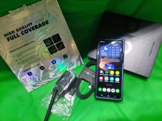 Samsung Galaxy Z Fold4 256GB  12GB RAM  Como nuevo