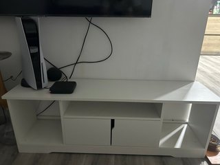 Mueble de comedor blanco