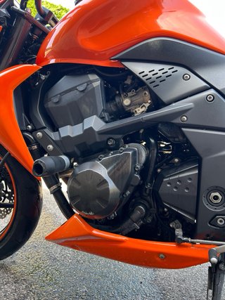 Kawasaki Z750 (25kW papeles de fábrica) 2008