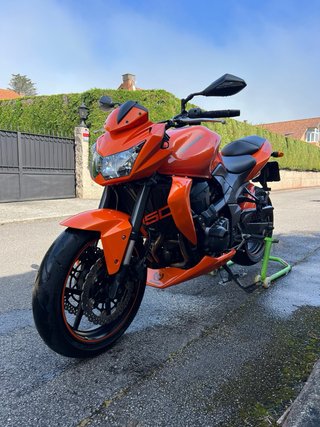 Kawasaki Z750 (25kW papeles de fábrica) 2008