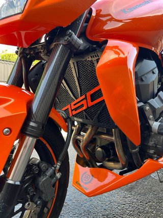 Kawasaki Z750 (25kW papeles de fábrica) 2008
