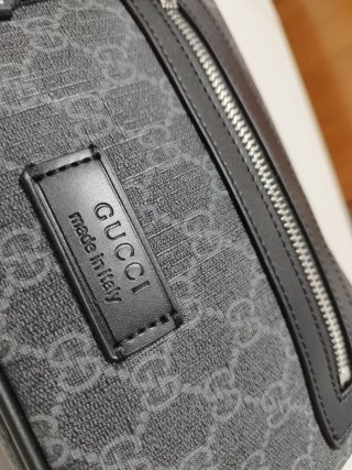 Riñonera Gucci Negra Gris