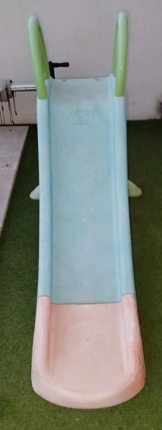 Tobogán infantil para piscina