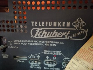 MuebleRadio Tocadiscos Telefunken Schubert de 1956