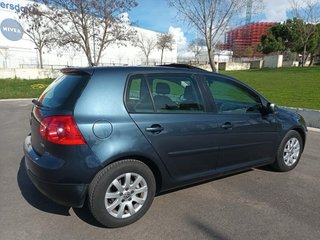 Volkswagen Golf 2003