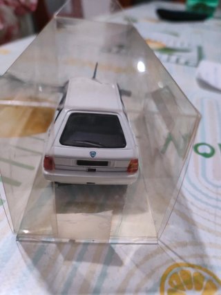 Modellino Lancia Delta HF Integrale