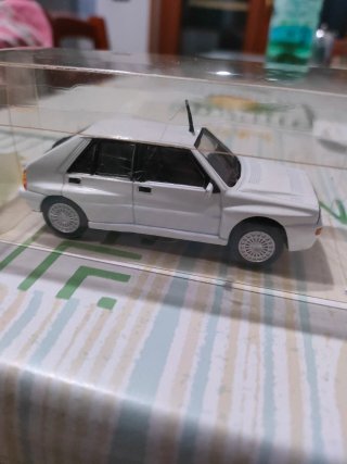 Modellino Lancia Delta HF Integrale