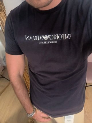 Camiseta Emporio Armani Negra