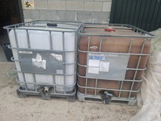 Depósito IBC 1000L con jaula metálica