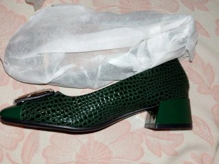Zapato de tacón verde mujer