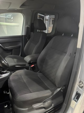 VOLKSWAGEN CADDY 🟡 1.6 TDI 105cv DSG7 2012