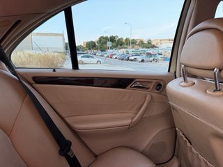 MERCEDES C320i V6 AUTOMATICO NACIONAL