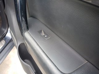 MANDO ELEVALUNAS DELANTERO DERECHO CHEVROLET CAPT