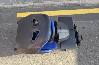 Playseat + volante e pedali da simulazione