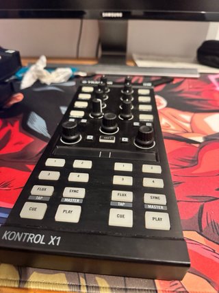 TRAKTOR KONTROL X1 MK2 + Funda
