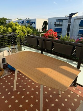 Mesa de comedor plegable de bambú