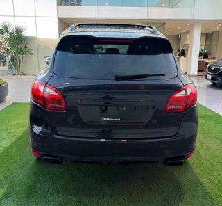 Porsche Cayenne 2011