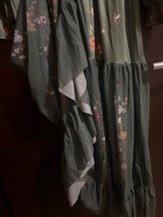 Vestido largo verde estampado floral