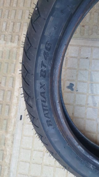 Neumático Bridgestone BT46 110/80 17