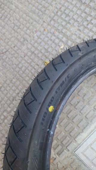 Neumático Bridgestone BT46 110/80 17