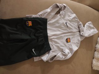 Chándal Nike beige con Escudo FCB