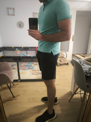Polo Calvin Klein turquesa. Diseño clasico.