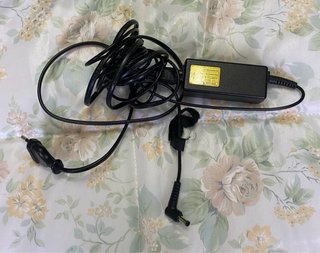 Cargador Toshiba para portátil