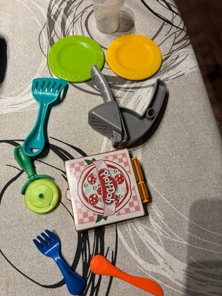 Moto Play-Doh Roja