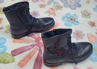 Botines bordados ( Redlove )