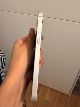 iPhone 16e 128GB 95% Batería Impecable