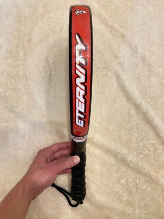 Pala de pádel Dunlop Eternity 38 y funda