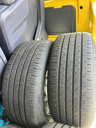 4 Llantas con Gomas Nuevas Mercedes