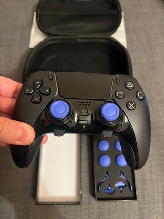 Mando DualSense Edge PS5 con accesorios