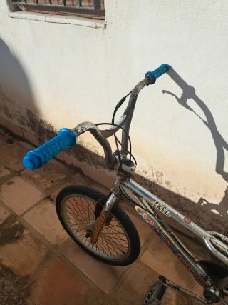 Bicicleta BMX Monty Free