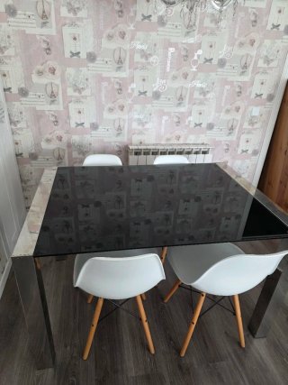 Mesa Comedor Cristal Negra Extensible