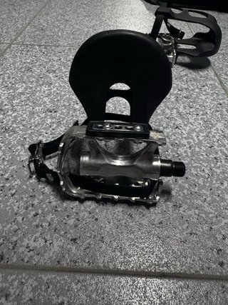 Pedales Bicicleta Estática con Cesta
