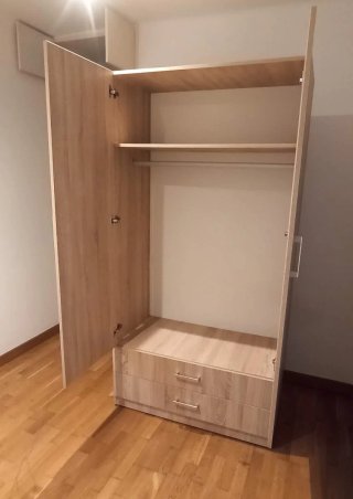 Armario de madera
