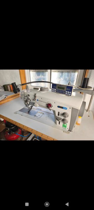 Máquina coser triple arrastre cortahilos DURKOPP