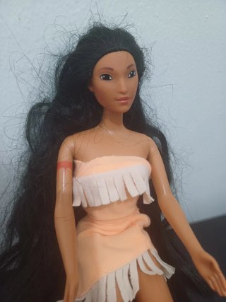 Muñeca Pocahontas Disney