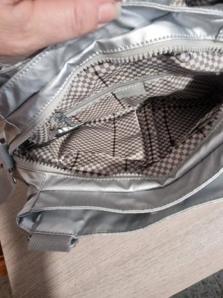 Bolso plateado