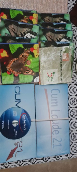 30 CDs Cum Laude 21 - Ángel de la Calle entre otro